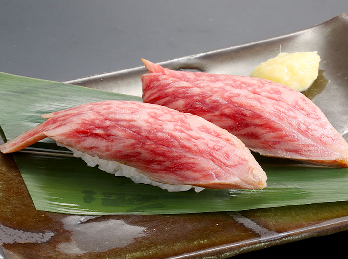 騨牛炙り握り